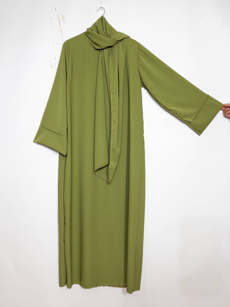 Medina Silk Abaya with Gold Seams & Integrated Veil – Ref. 2377PK – view 3