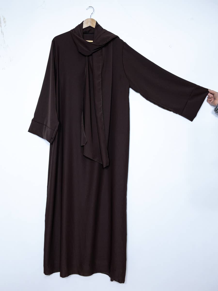 Medina Silk Abaya with Integrated Veil – Ref. 2377PK-NML – view 2