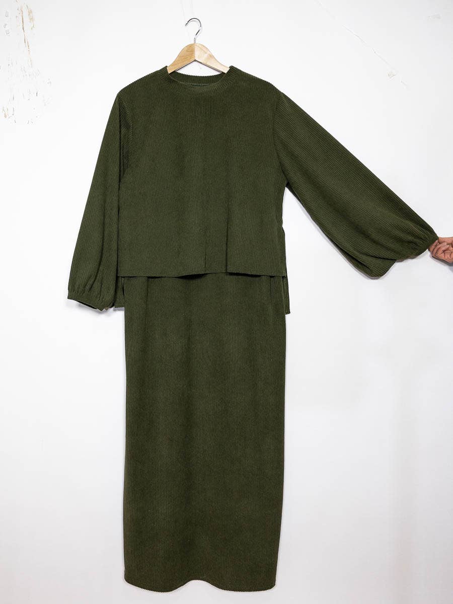 Ribbed Knit 2-Piece Set – Maxi Dress & Turtleneck Top – view 4