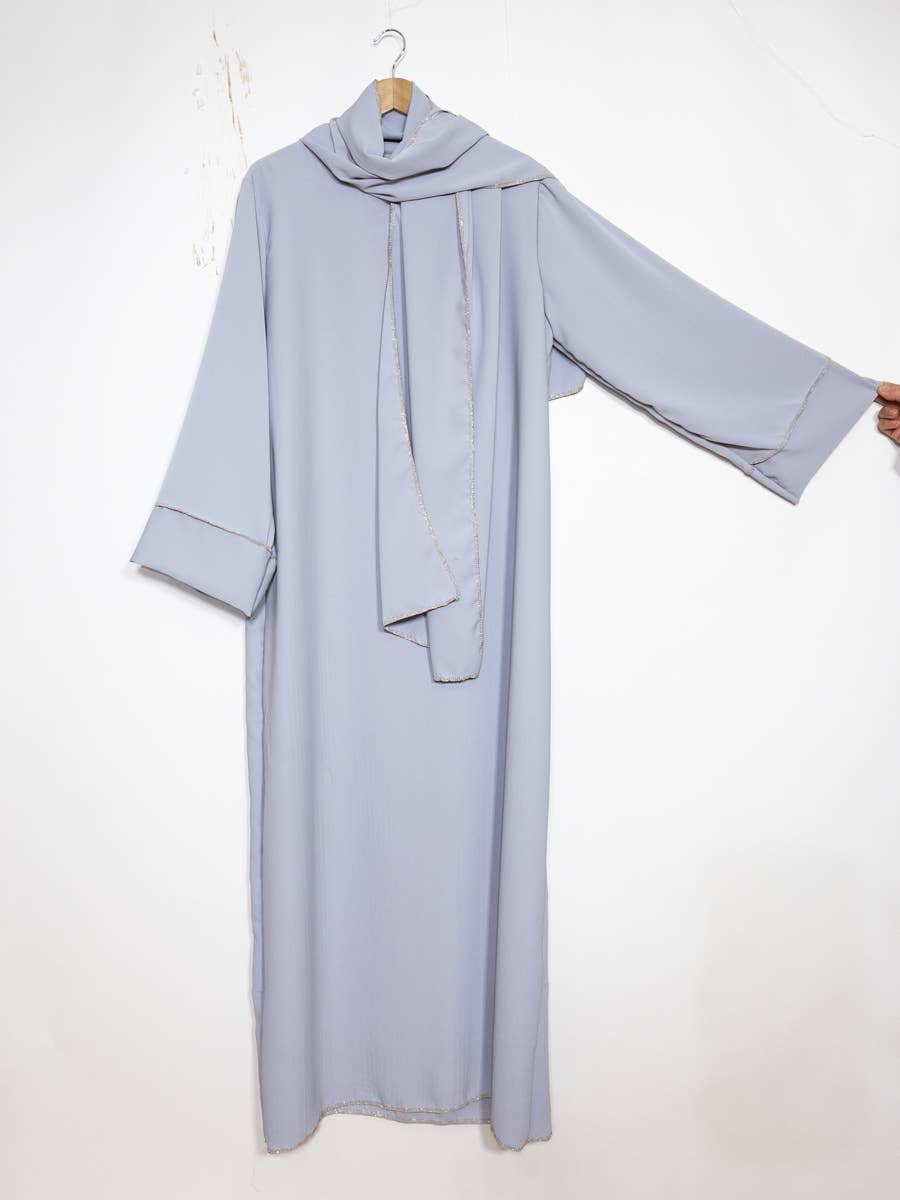 Medina Silk Abaya with Gold Seams & Integrated Veil – Ref. 2377PK