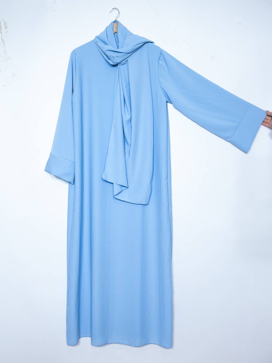 Medina Silk Abaya with Integrated Veil – Ref. 2377PK-NML