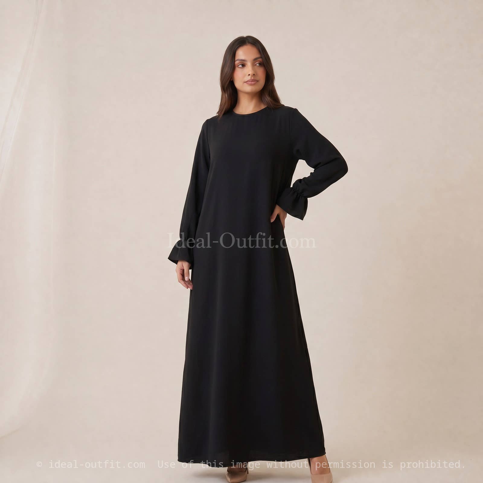Wide Abaya Dress with Ruffled Sleeves – Jazz Fabric – Ref. 2316