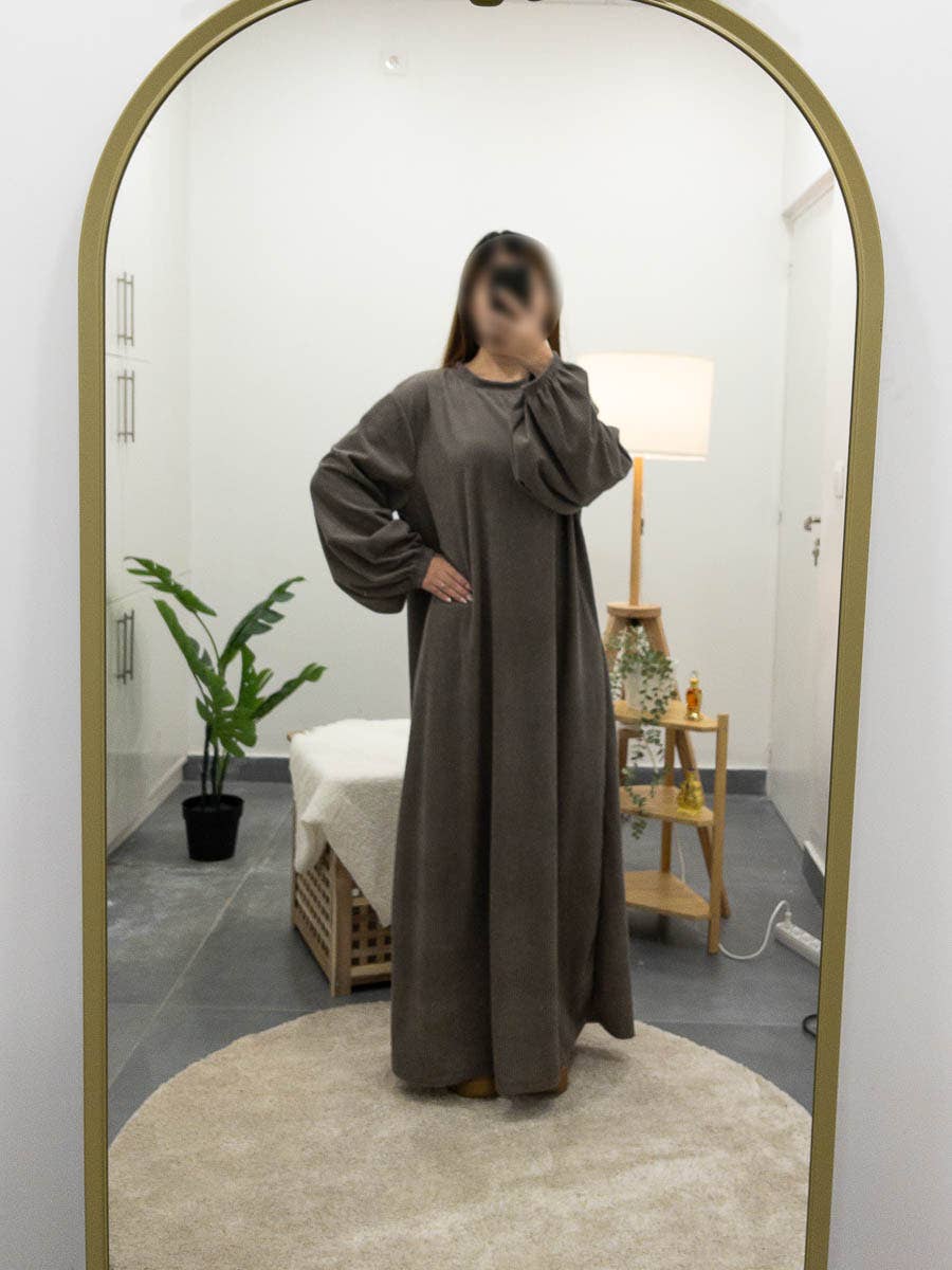 Velvet Corduroy Winter Abaya with Balloon Sleeves – Ref. 2398